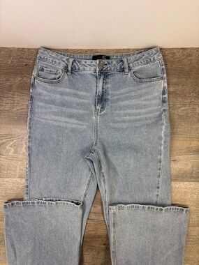 1822 Denim High Rise Flare Leg Jeans Split Hem Size 12/31 Light Wash